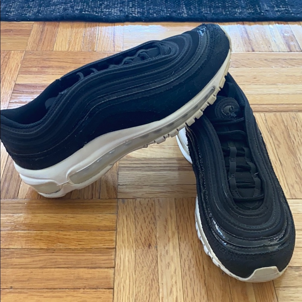 Rare: WMNS Nike Air Max 97 PREMIUM ED Black White